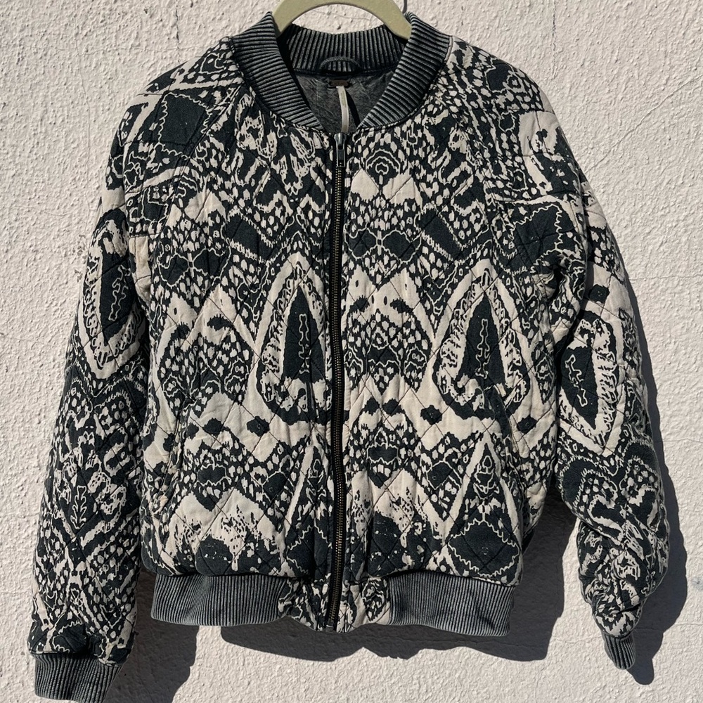 Free People Love Story Qulited Ikat Bomber Jacket dark gray/blackish/cream
